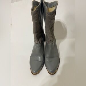 Dingo Gray Leather Women's Boots size 8